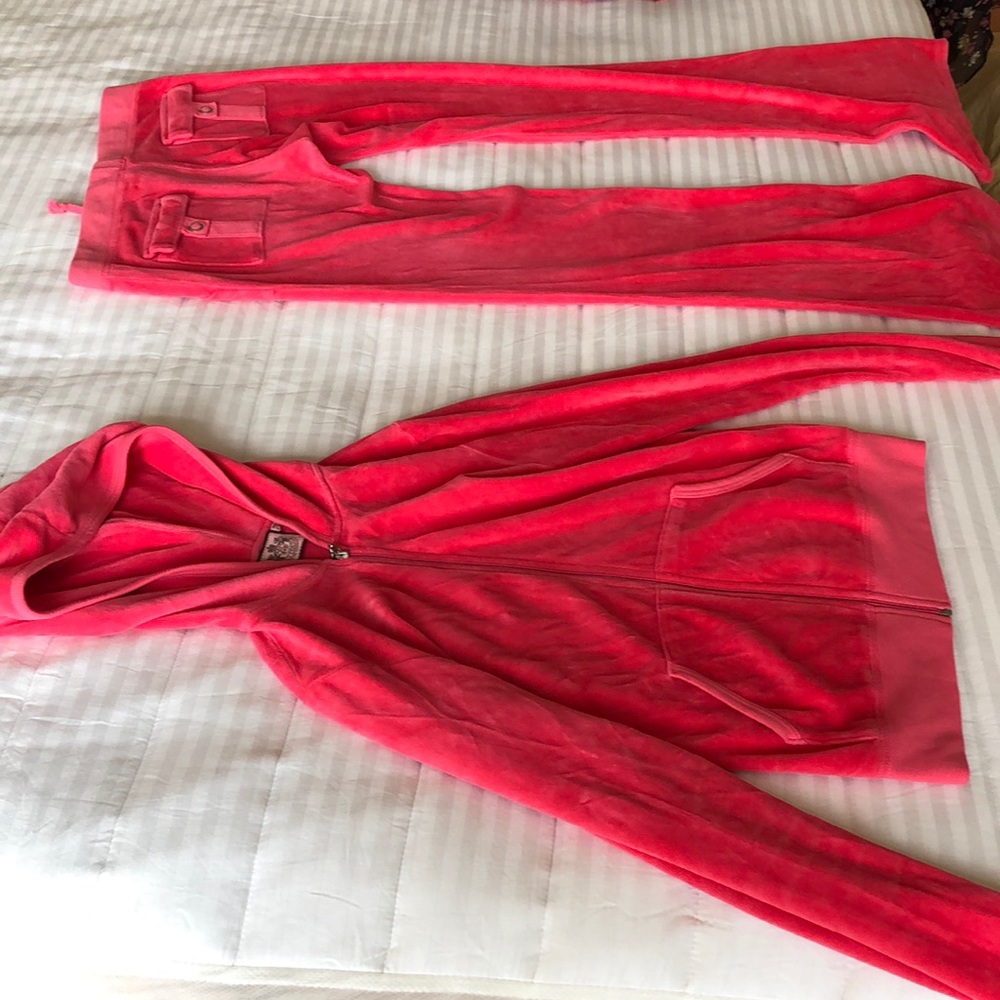 Vintage - Juicy couture velour size Small pants and jacket set